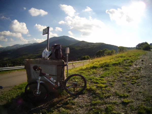 Passo Serre verso il Monte Cimone