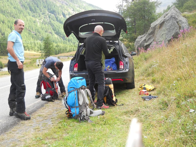 Partenza per il rifugio Chabod